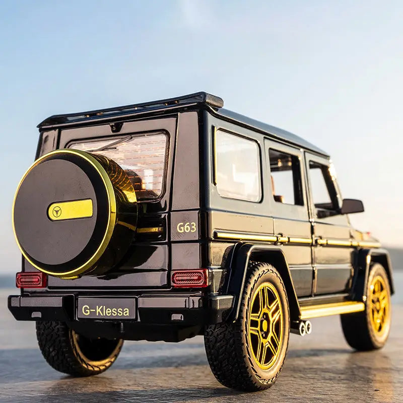 1/32 Benz G63 Zinc Alloy Car Model Diecast Off Road Car