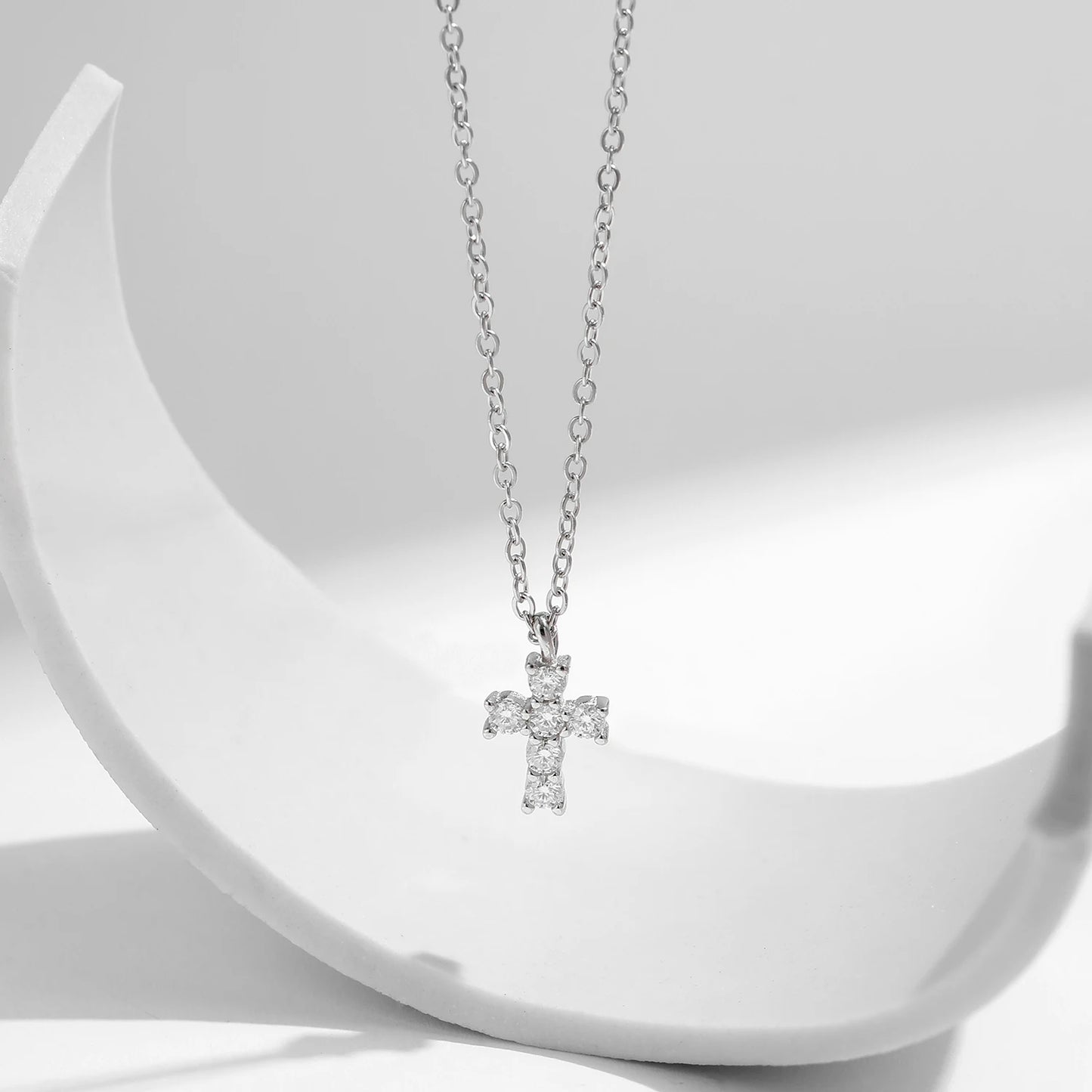 Pendant Necklaces D Colour Moissanite 925 Sterling Silver Cross Link Chain