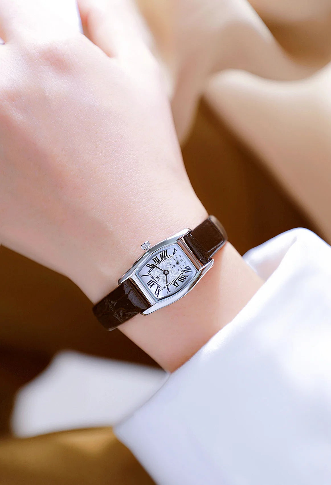 Women's Watches Fashion Retro Style Quartz Watch Small Dial