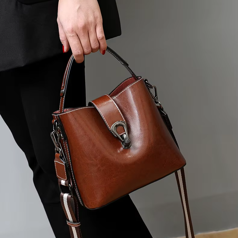 Crossbody Handbag Real Oil Wax Cowhide Leather Handbag. Versatile Handbag.